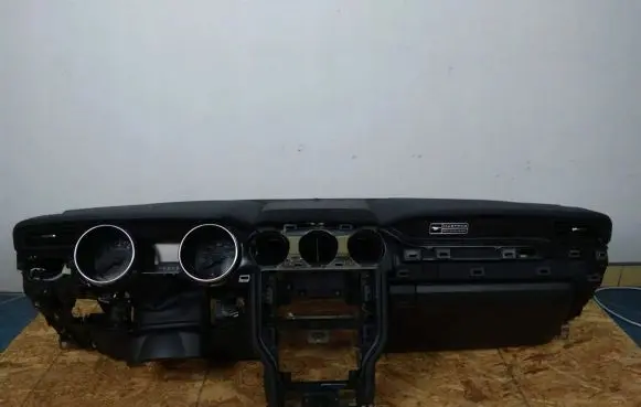 Ford Mustang VI Dashboard