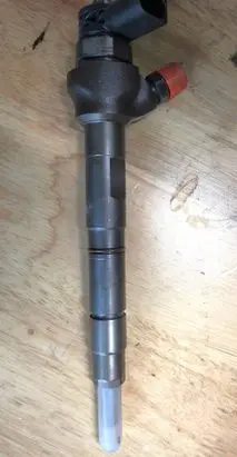 Volkswagen Crafter Fuel injector 0445110369