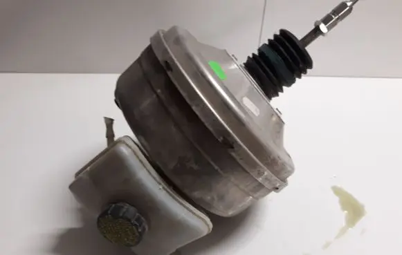 Audi Q7 4M Brake booster 4M0612103A