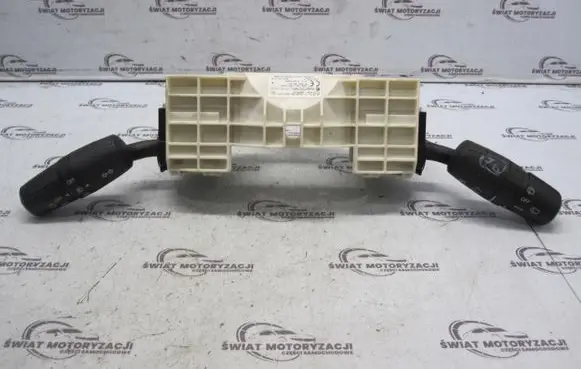 Mazda 6 Steering wheel buttons/switches 