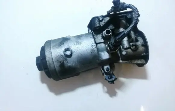 Skoda Octavia Mk2 (1Z) Oil filter cover 045115389j