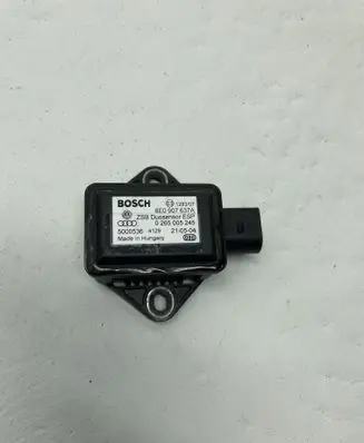 Audi A6 S6 C6 4F ESP acceleration yaw rate sensor 8E0907637A 0265005245