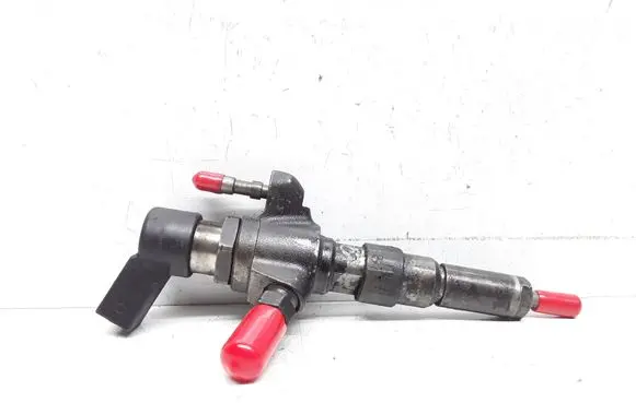 Volvo V60 Fuel injector 9802448680