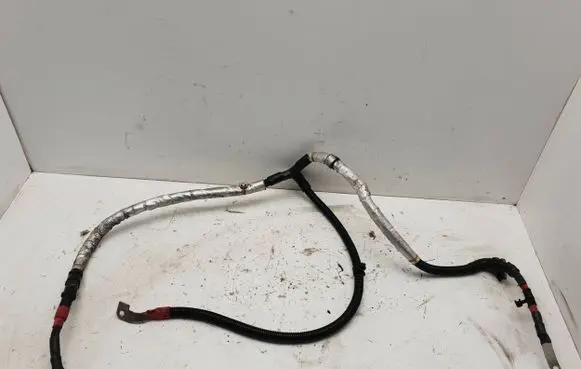 Positive cable (battery)