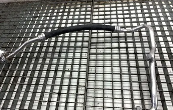 Skoda Octavia Mk4 Air conditioning (A/C) pipe/hose 5WA816743B