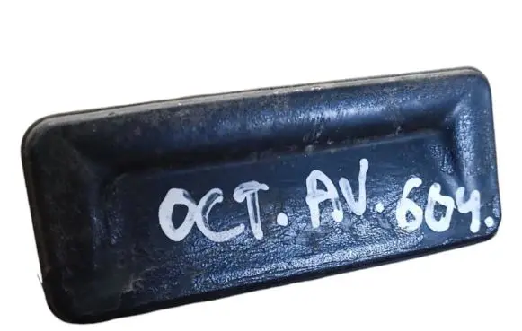 Skoda Octavia Mk2 (1Z) Tailgate/trunk/boot exterior handle 1Z0827574B