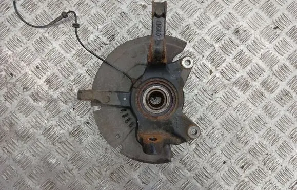 Nissan Juke II F16 Front wheel hub