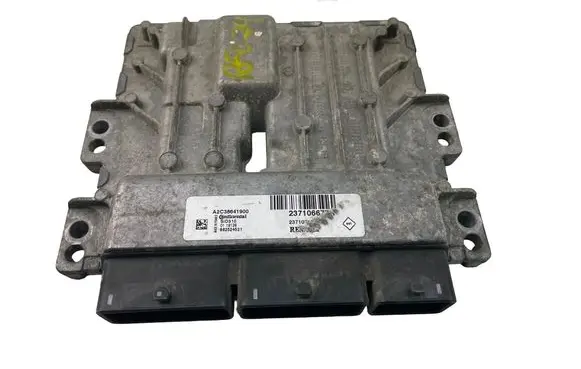 Renault Kadjar Engine control unit/module ECU 237106677R