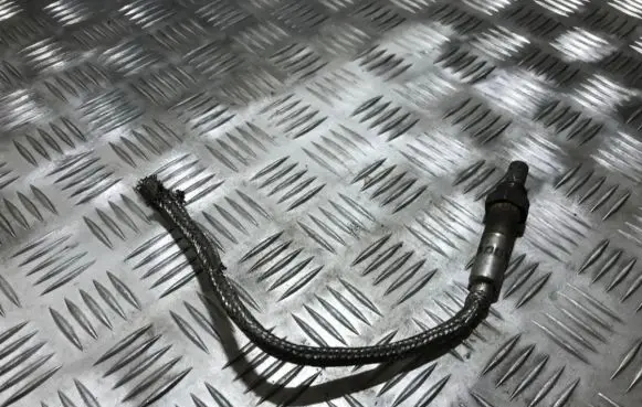 Mitsubishi Sigma Lambda probe sensor ngk303h