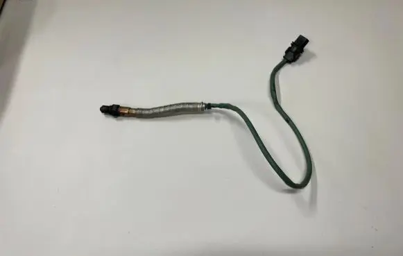 Mercedes-Benz C W204 Lambda probe sensor 0045428618
