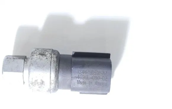 Ford Focus C-MAX Air conditioning (A/C) pressure sensor 4030L03002 XS4H19D594AA