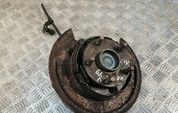 Toyota Corolla Verso AR10 Rear wheel hub 424500F010 465200F010