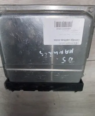 Volvo V70 Engine control unit/module 30646978A 0000029612 04288