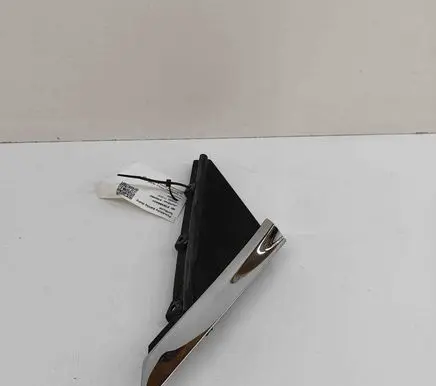 Tesla Model X Front door vent window glass four-door 112870700B