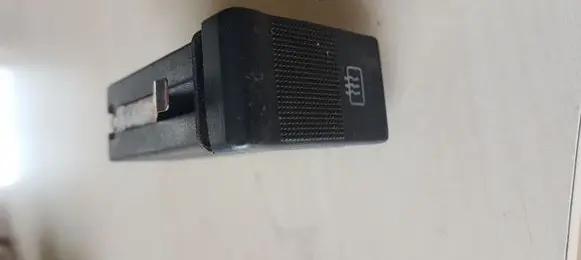 Audi 80 90 S2 B4 Windscreen/window heater switch 4A0941503G