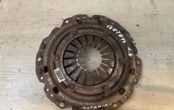 Opel Astra H Pressure plate 
