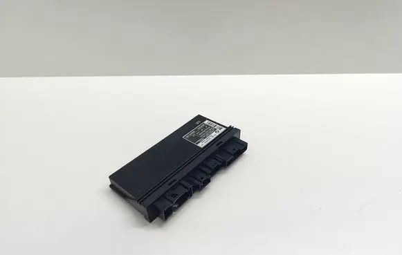 BMW 5 E60 E61 Comfort/convenience module 9176070 917607001 61359176070