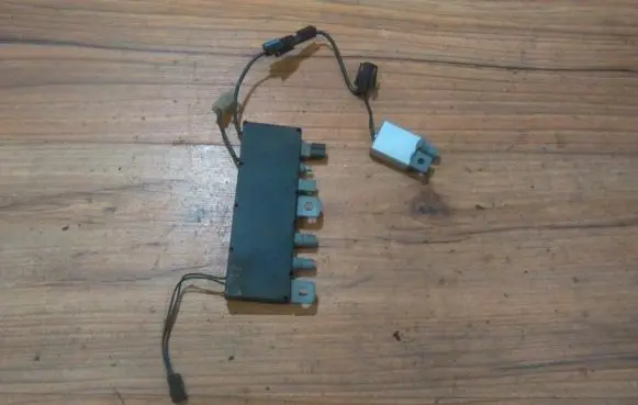 BMW 5 E39 Antenna control unit 65258352774