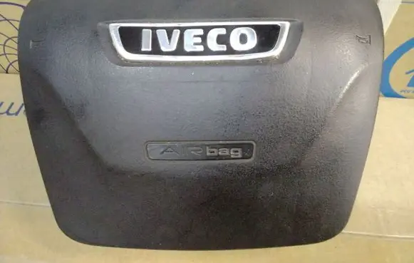 Iveco Daily 6th gen Steering wheel airbag 05801561543 34159277D 34105660