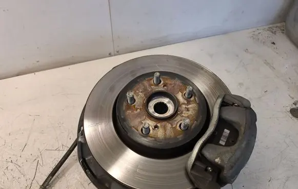 Toyota C-HR II Front wheel hub spindle knuckle