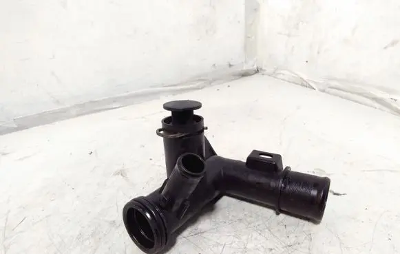 Ford C-MAX II Engine coolant pipe/hose 9671124980