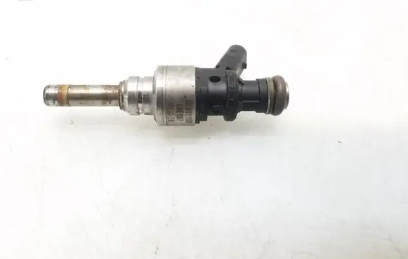 Audi A5 8T 8F Fuel injector 306E036P 104390519