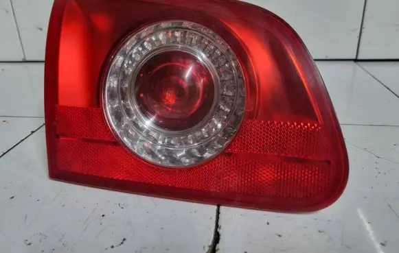 Volkswagen PASSAT B6 Tailgate rear/tail lights 3C9945093