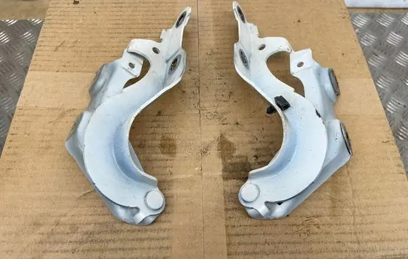 Opel Ampera Engine bonnet/hood hinges