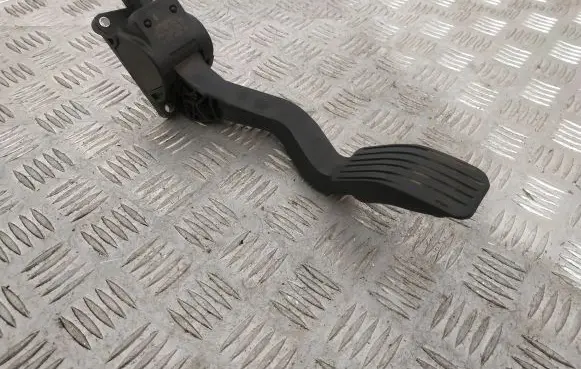 Citroen C3 Accelerator throttle pedal 9680756880