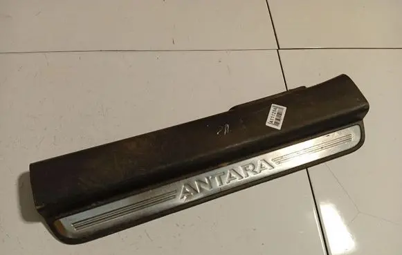 Opel Antara Front sill trim cover 96630458