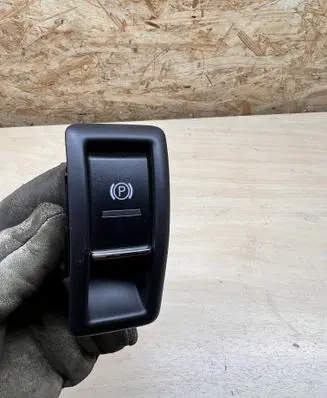Porsche Cayenne (92A) Hand parking brake switch 7P5927225