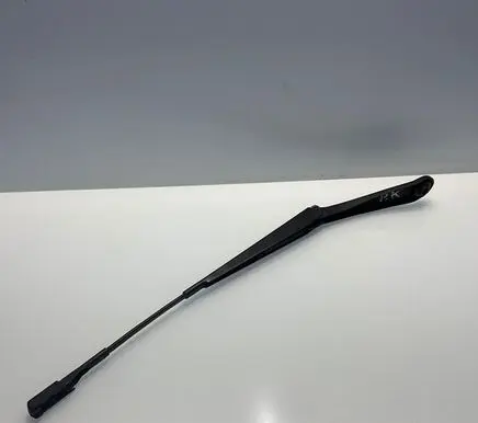 Mercedes-Benz B W246 W242 Front wiper blade arm A2468201800 2468201800