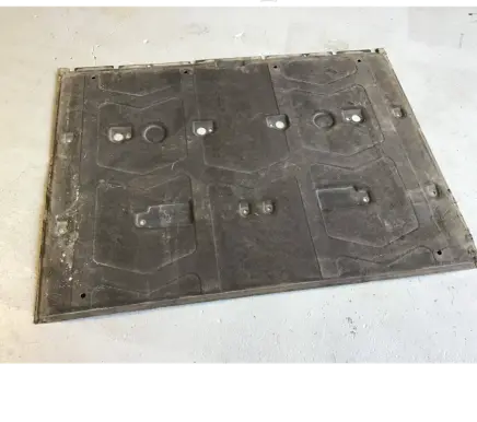 Mercedes-Benz EQS X296 Center/middle under tray cover A7896840800