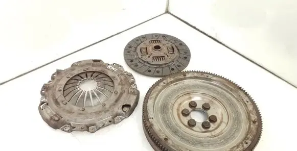 Skoda Roomster (5J) Clutch set kit 045141031A 0453061109 051141025B