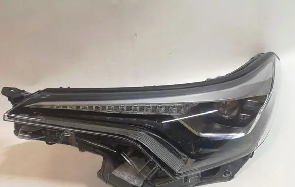 Toyota C-HR I Headlight/headlamp