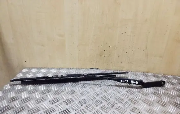 Audi A6 S6 C4 4A Front wiper blade arm 4A1955407C