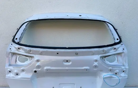 KIA Ceed Tailgate/trunk/boot lid 