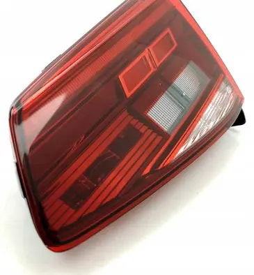 Volkswagen PASSAT B8 Rear/tail lights 3G9945094K