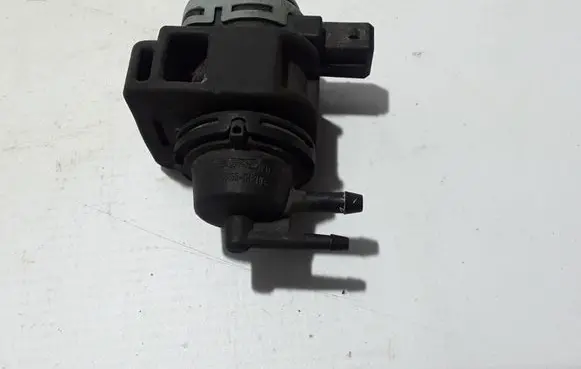 Renault Kangoo II Turbo solenoid valve 8200575400