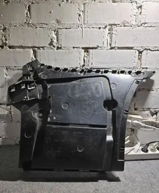 BMW 5 G30 G31 Rear bumper mounting bracket 21754011 8066722 5112