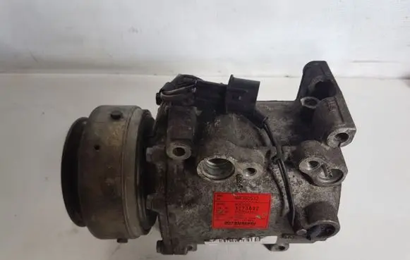 Mitsubishi Montero Air conditioning (A/C) compressor (pump) MR360532 MSC105C
