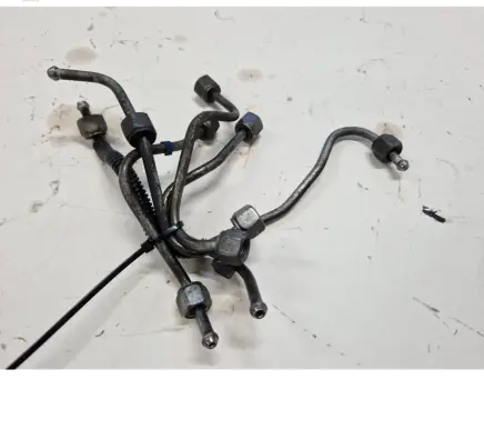 Mazda CX-7 Fuel injector supply line/pipe 