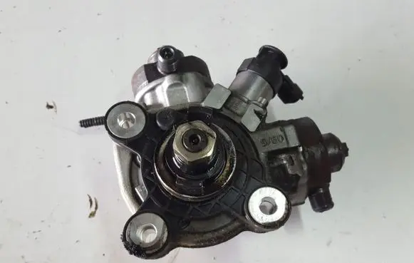 Fuel injection high pressure pump