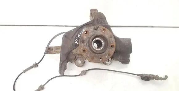 Opel Combo D Front wheel hub spindle knuckle