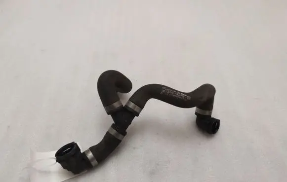 Mercedes-Benz C W205 Engine coolant pipe/hose A2055013984