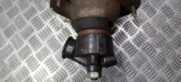 Citroen C5 Coil spring mount 