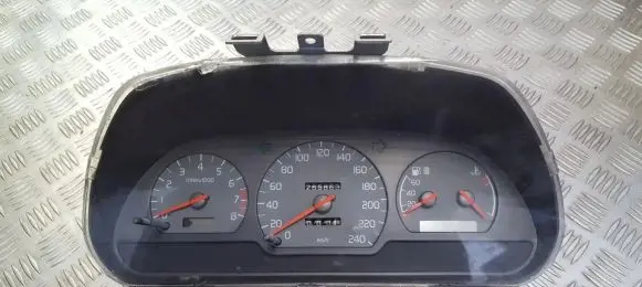 Volvo S40, V40 Speedometer (instrument cluster) 30813197 30800600