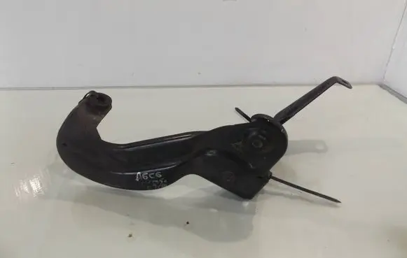 Audi A6 S6 C6 4F Intercooler pipe mounting bracket 4F0145813F