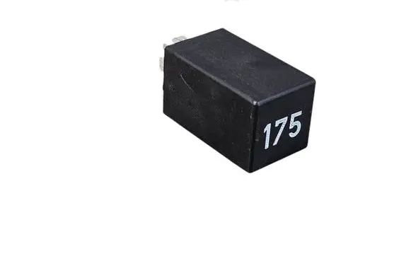 Skoda Octavia Mk1 (1U) Other relay 3A0927181