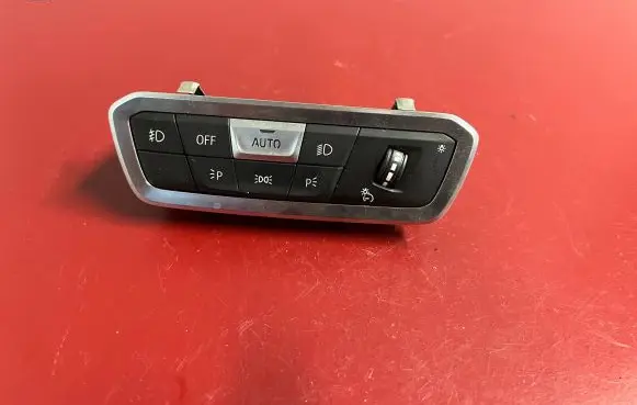 BMW X7 G07 Light switch 5A16B02 61315A16B02
